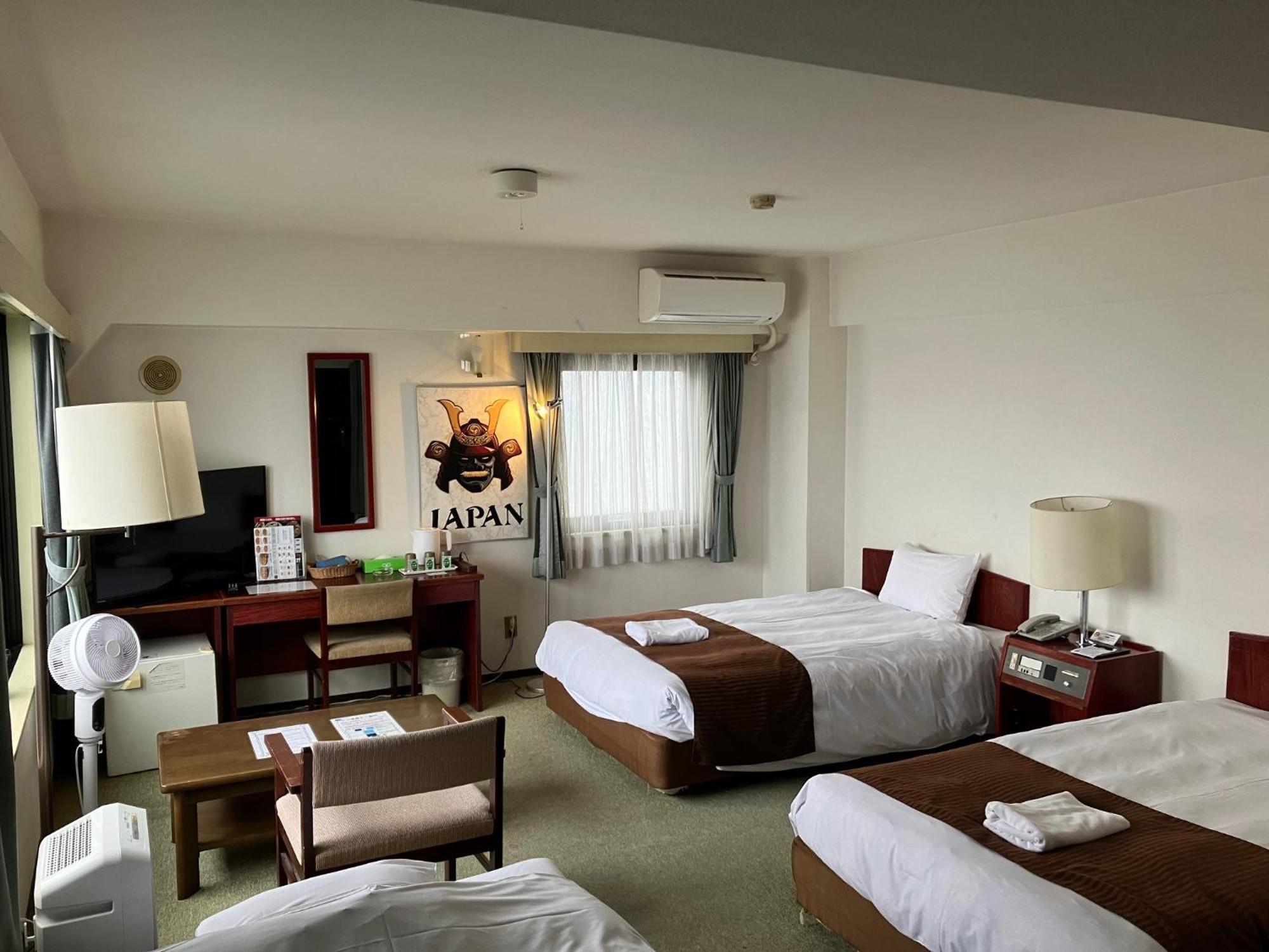 Sky Heart Hotel Koiwa Tokio Zewnętrze zdjęcie