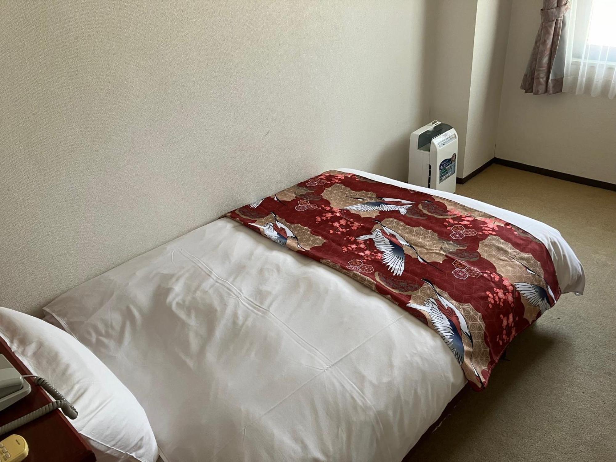 Sky Heart Hotel Koiwa Tokio Zewnętrze zdjęcie