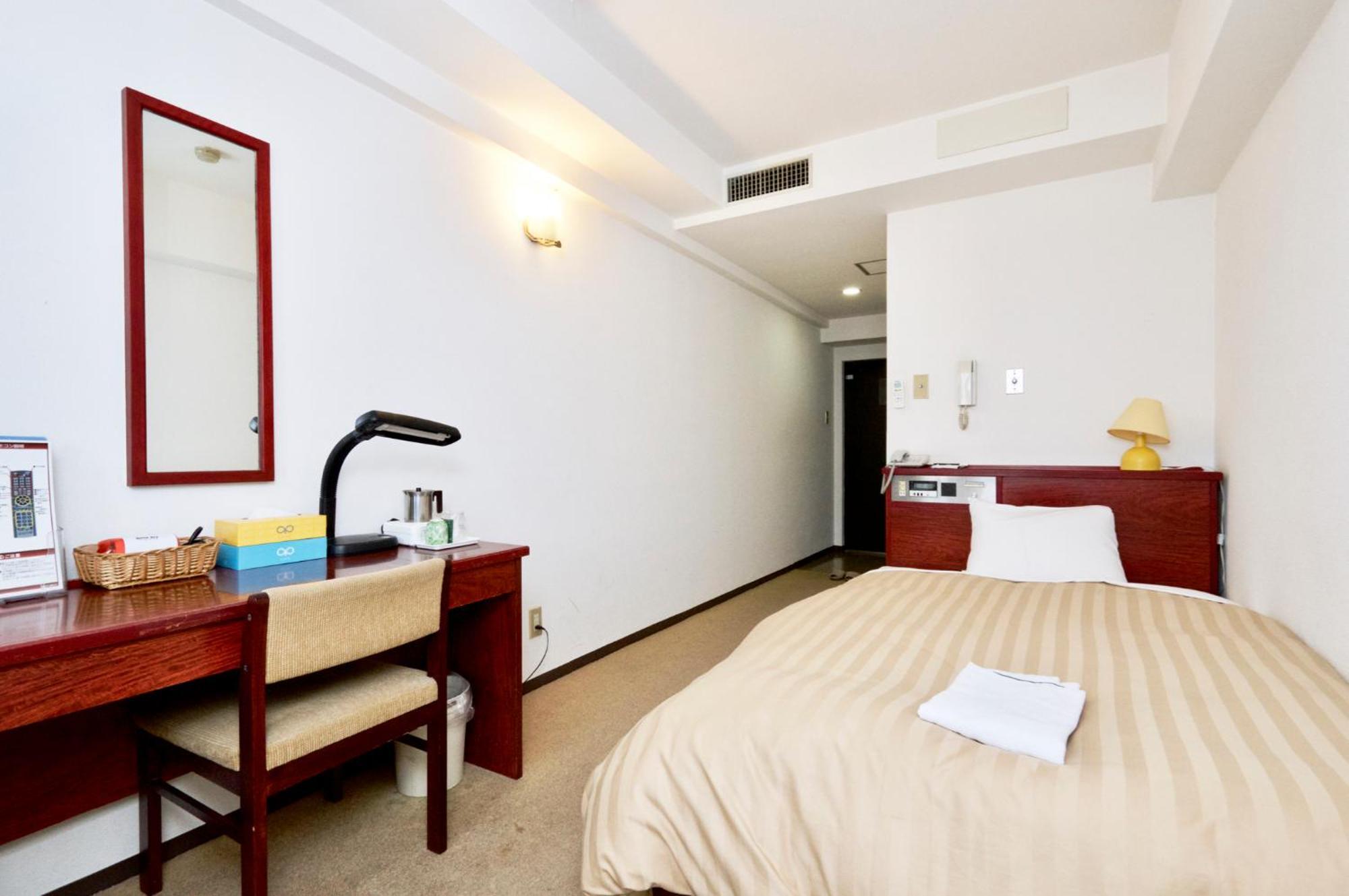 Sky Heart Hotel Koiwa Tokio Zewnętrze zdjęcie