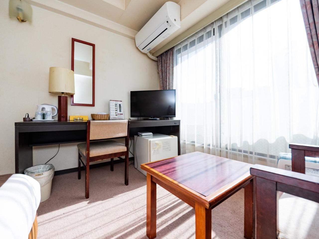 Sky Heart Hotel Koiwa Tokio Zewnętrze zdjęcie